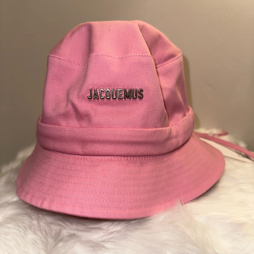 JACQUEMUS Pink le Bob Gadjo Bucket Hat